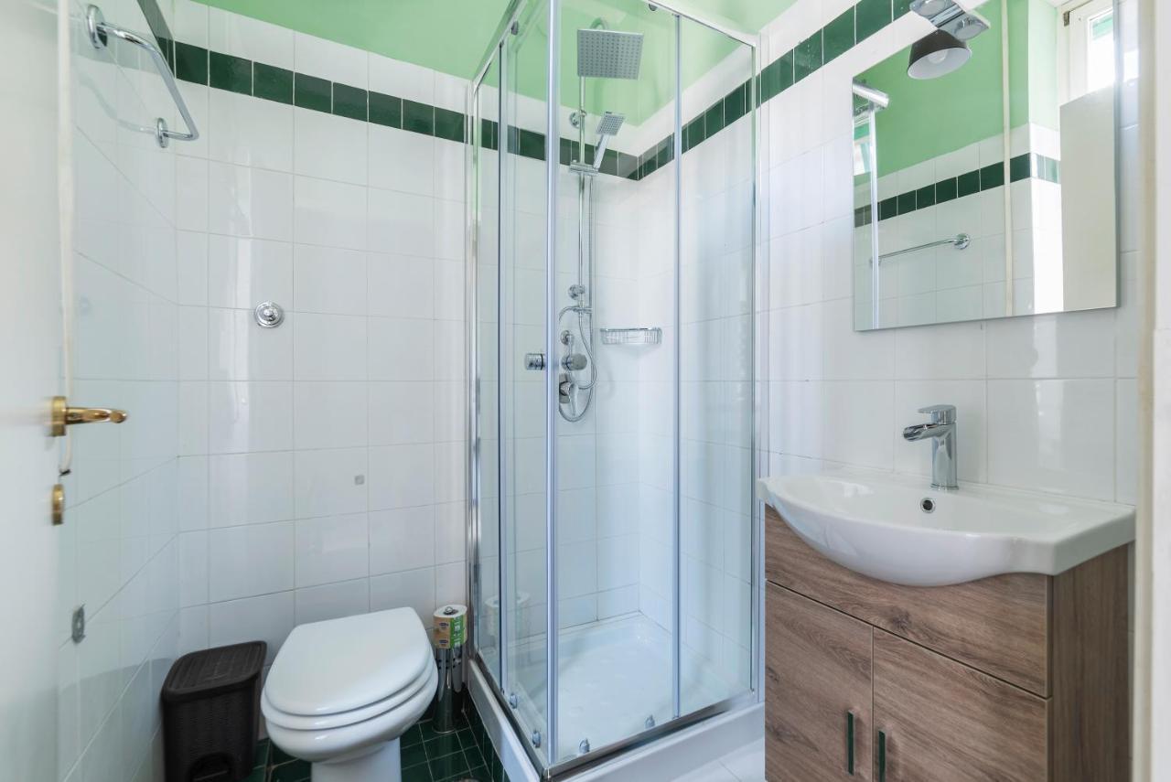 Vatican Corner Family Apartment Рим Екстер'єр фото